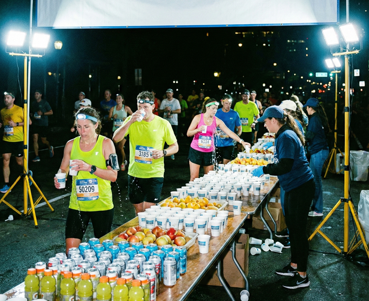 Glow Run with hydration stations, medical support, and safe, well-managed routes for a confident night run. Glow Run with hydration stations, medical support, and safe, well-managed routes for a confident night run.